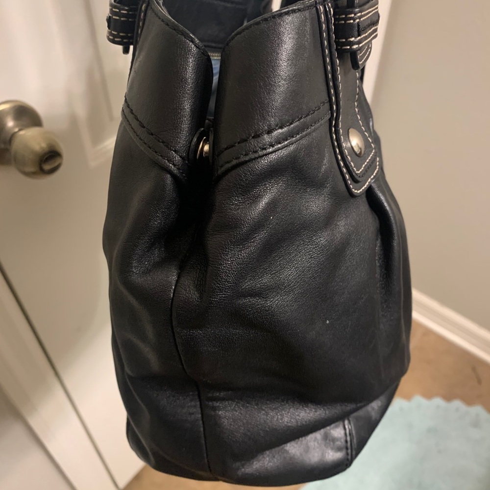 Authentic Coach Purse - Picture 6 of 9